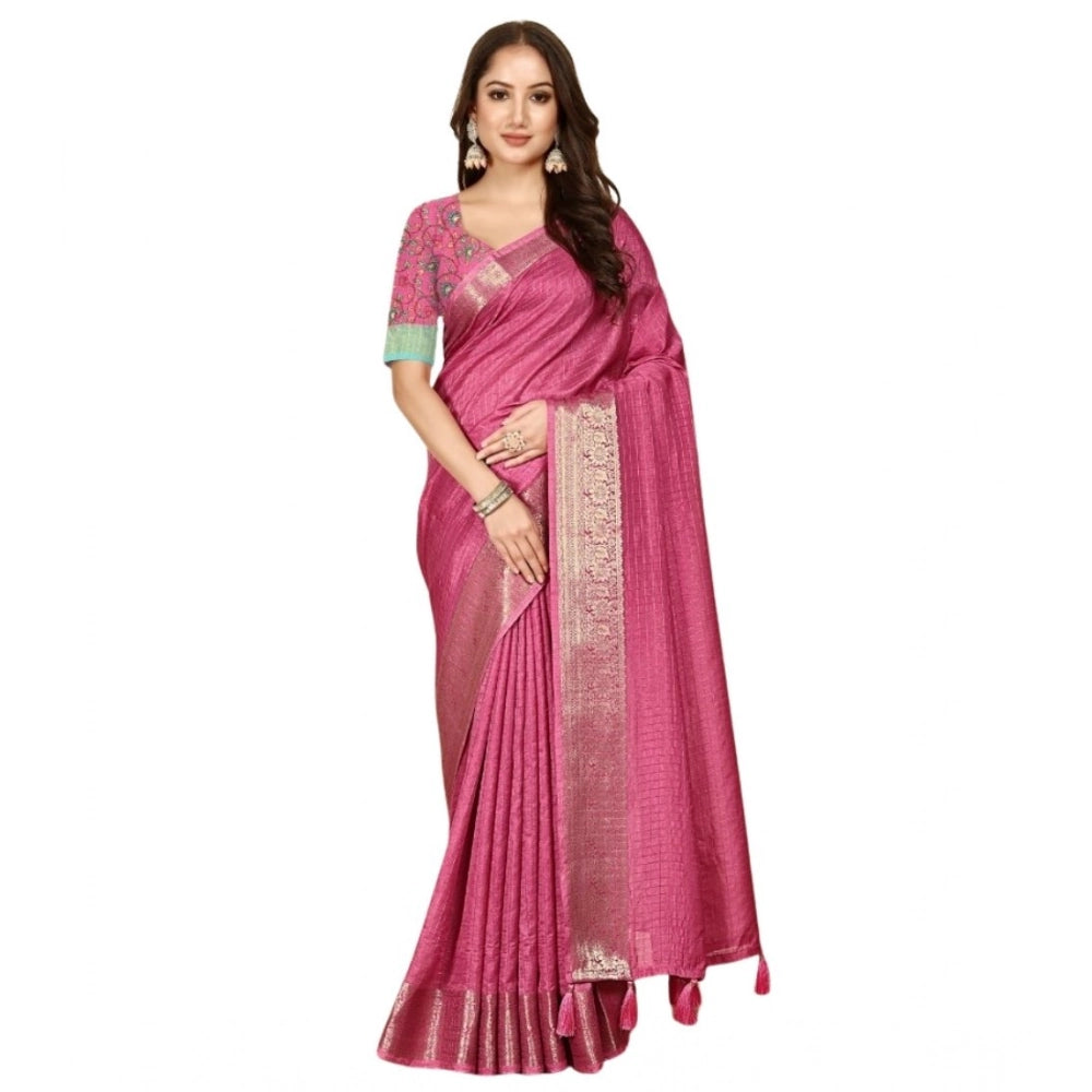 Checkered Saree With Unstitched Blouse 5.5Mtr (Pink)