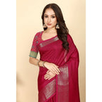 Checkered Saree With Unstitched Blouse 5.5Mtr (Red)
