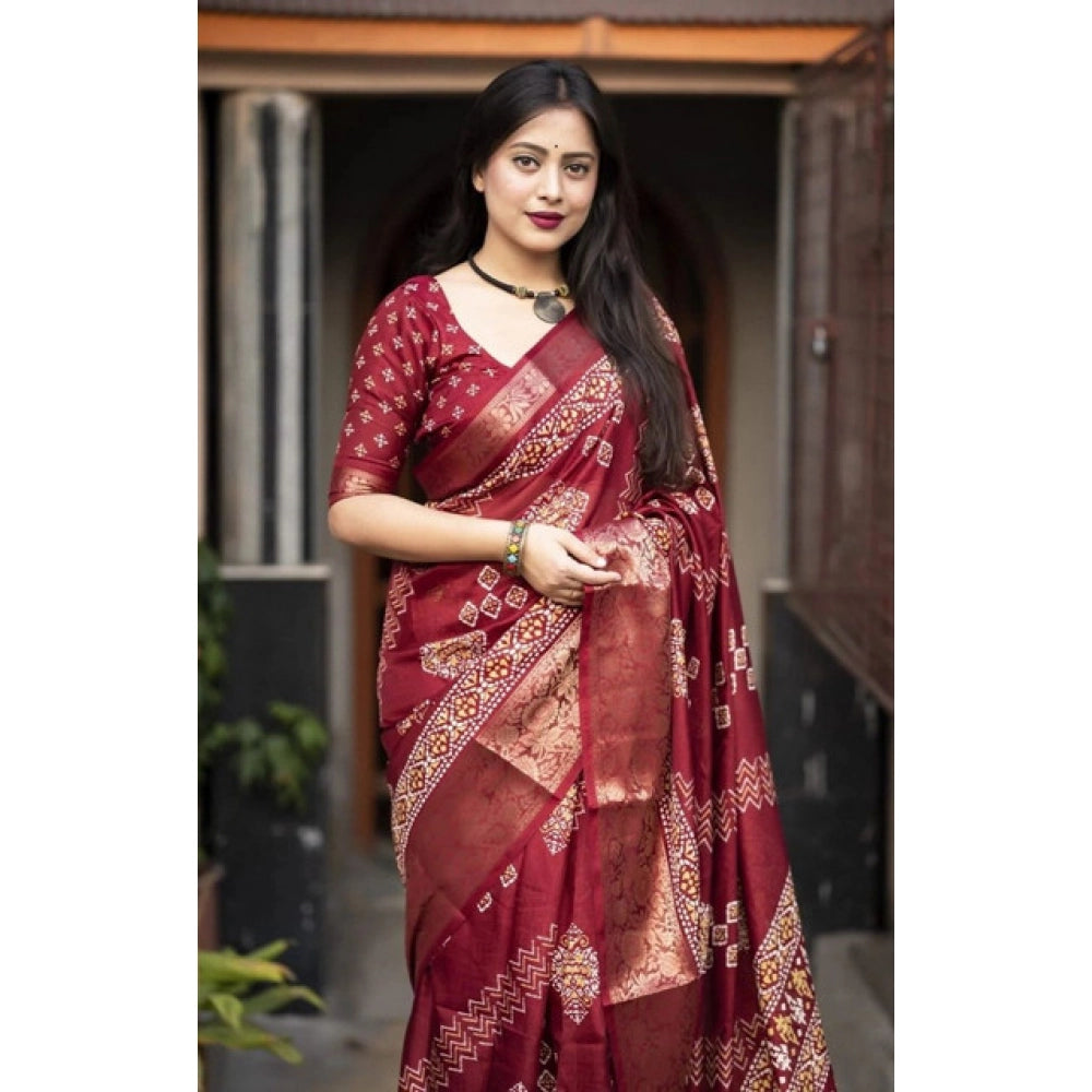 Printed Saree With Unstitched Blouse 5.5Mtr (Maroon)